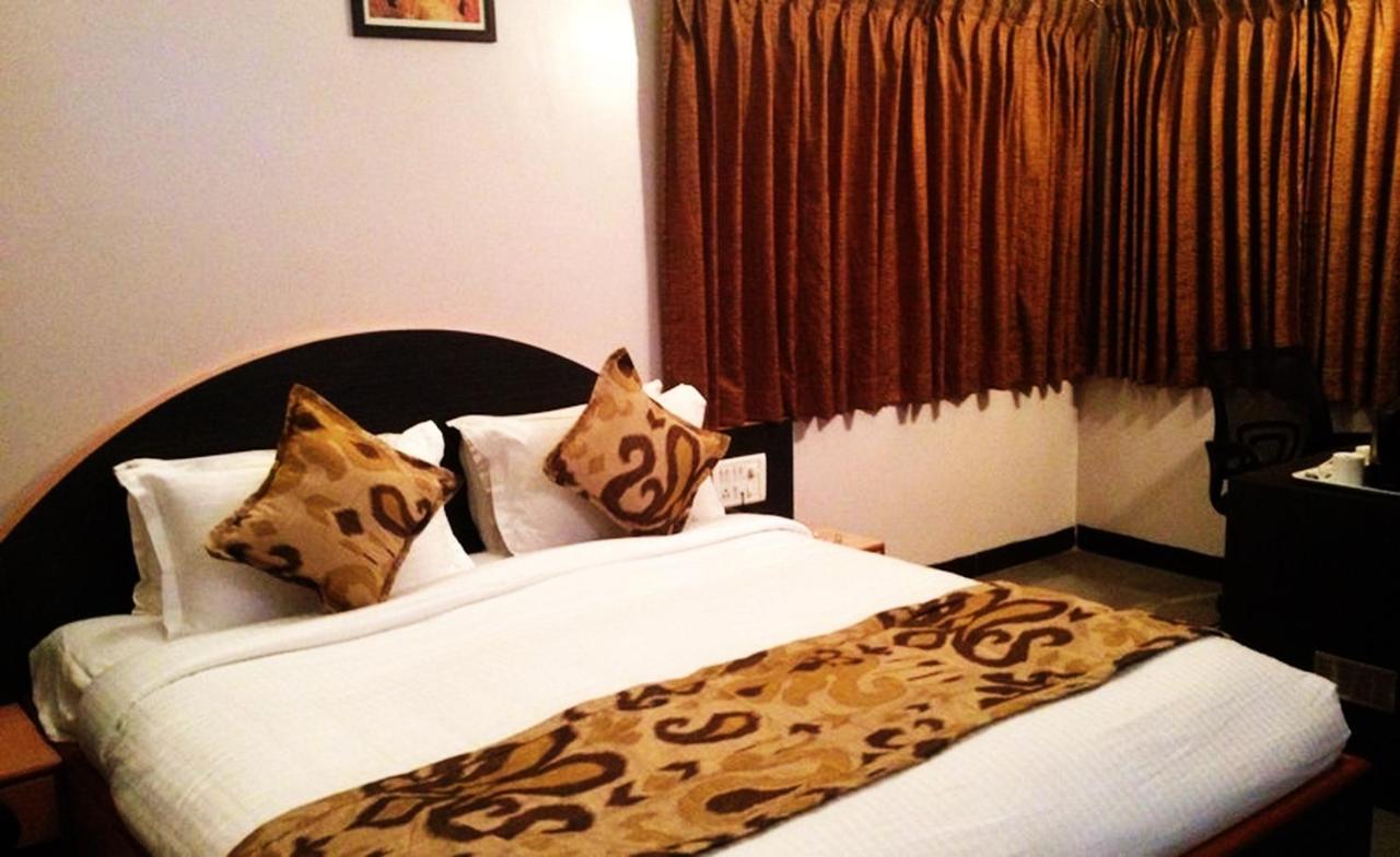 Cotton County Club And Resort Hubli Exteriér fotografie