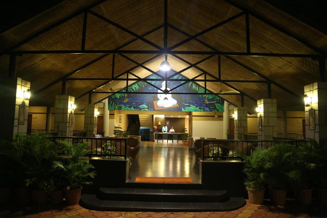 Cotton County Club And Resort Hubli Exteriér fotografie
